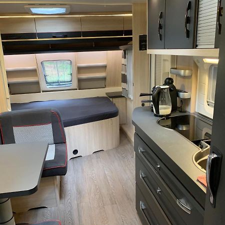 Przyczepy Kempingowe Vip - Osrodek Na Klifie Village - Hel Helska 11 المظهر الخارجي الصورة