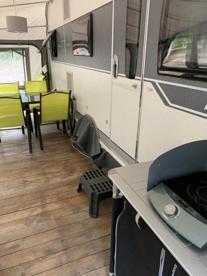 Przyczepy Kempingowe Vip - Osrodek Na Klifie Village - Hel Helska 11 المظهر الخارجي الصورة